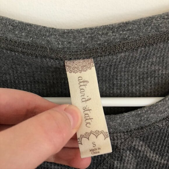 ALTAR'D STATE Gray Camo Camouflage Waffle Knit Thermal Long Sleeve Tee Top Small - Picture 4 of 11